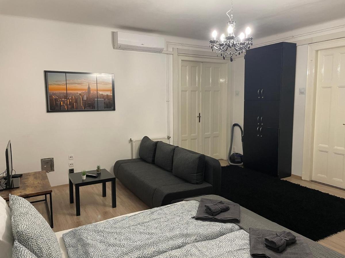 Cozy Apartment On Raday Corso ブダペスト エクステリア 写真